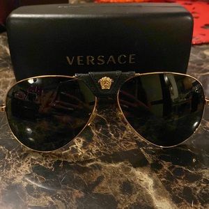 Versace leather removable Aviator Sunglasses 😎